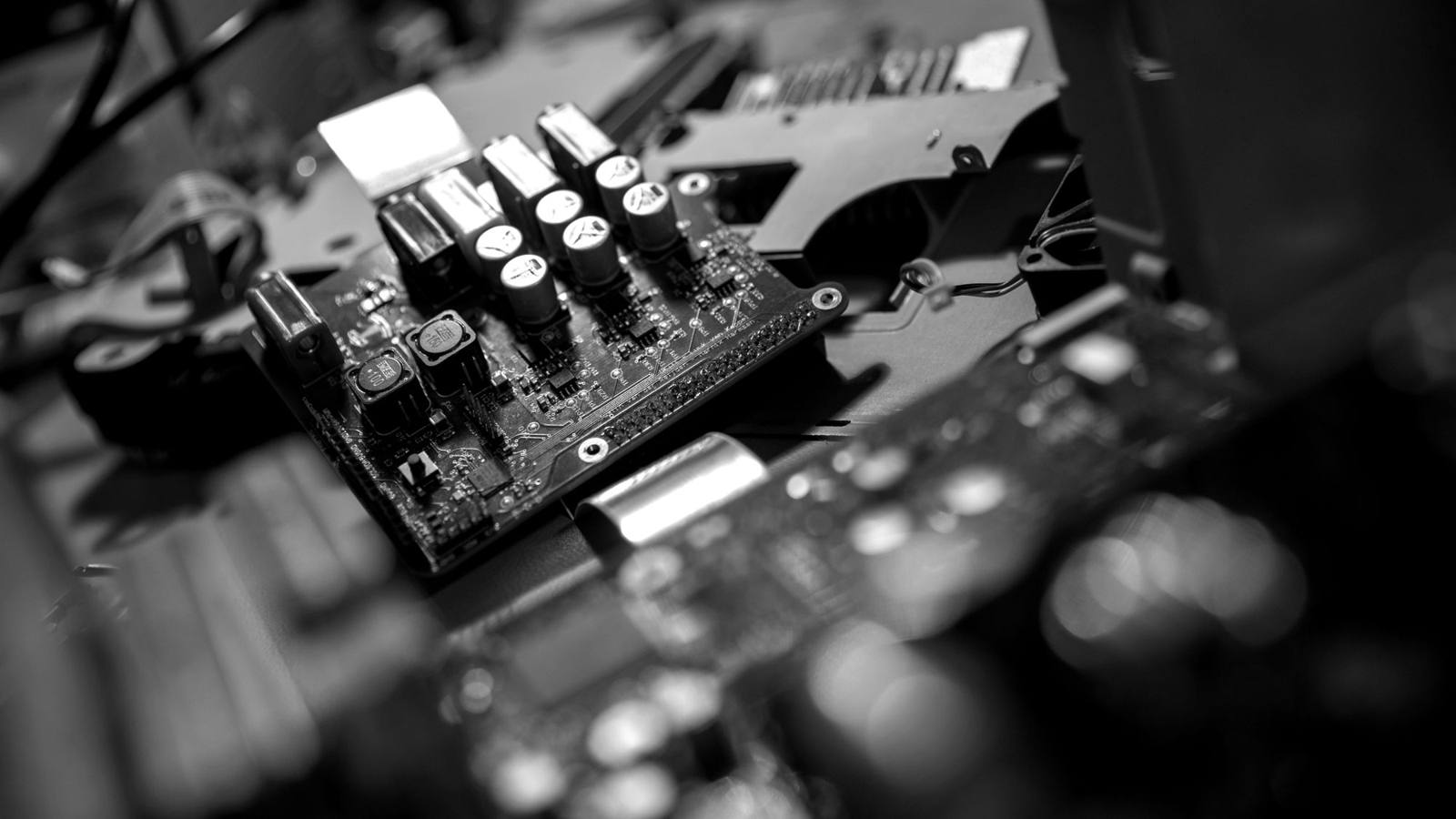 Circuit board on a test bench